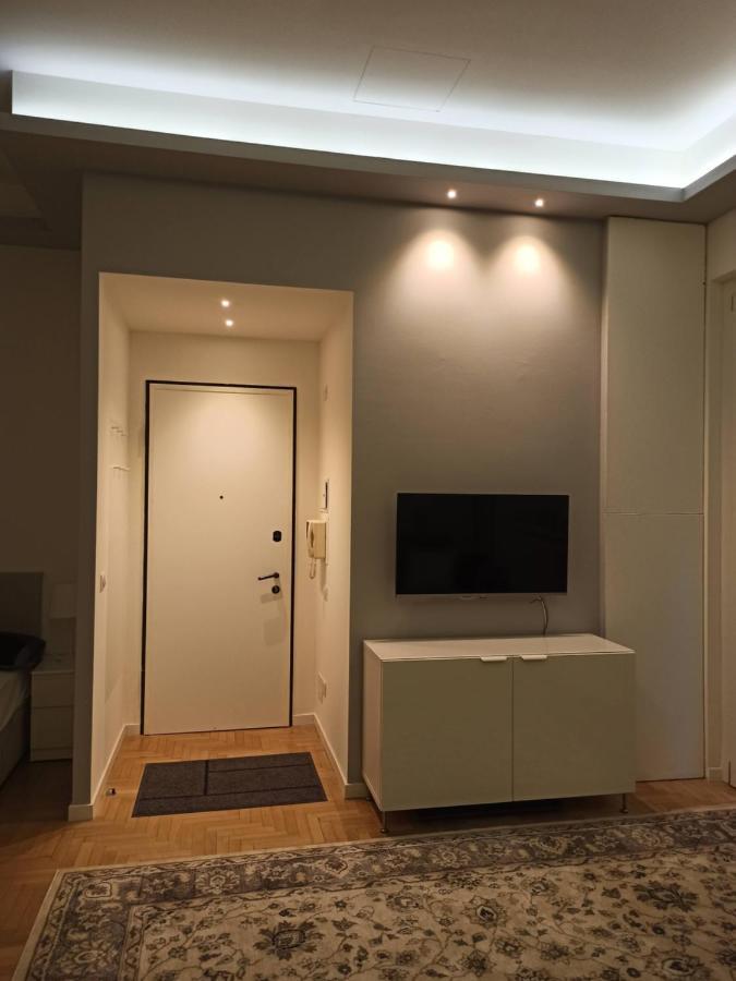 Luxury House Lupetta 3 Appartement Milaan Buitenkant foto